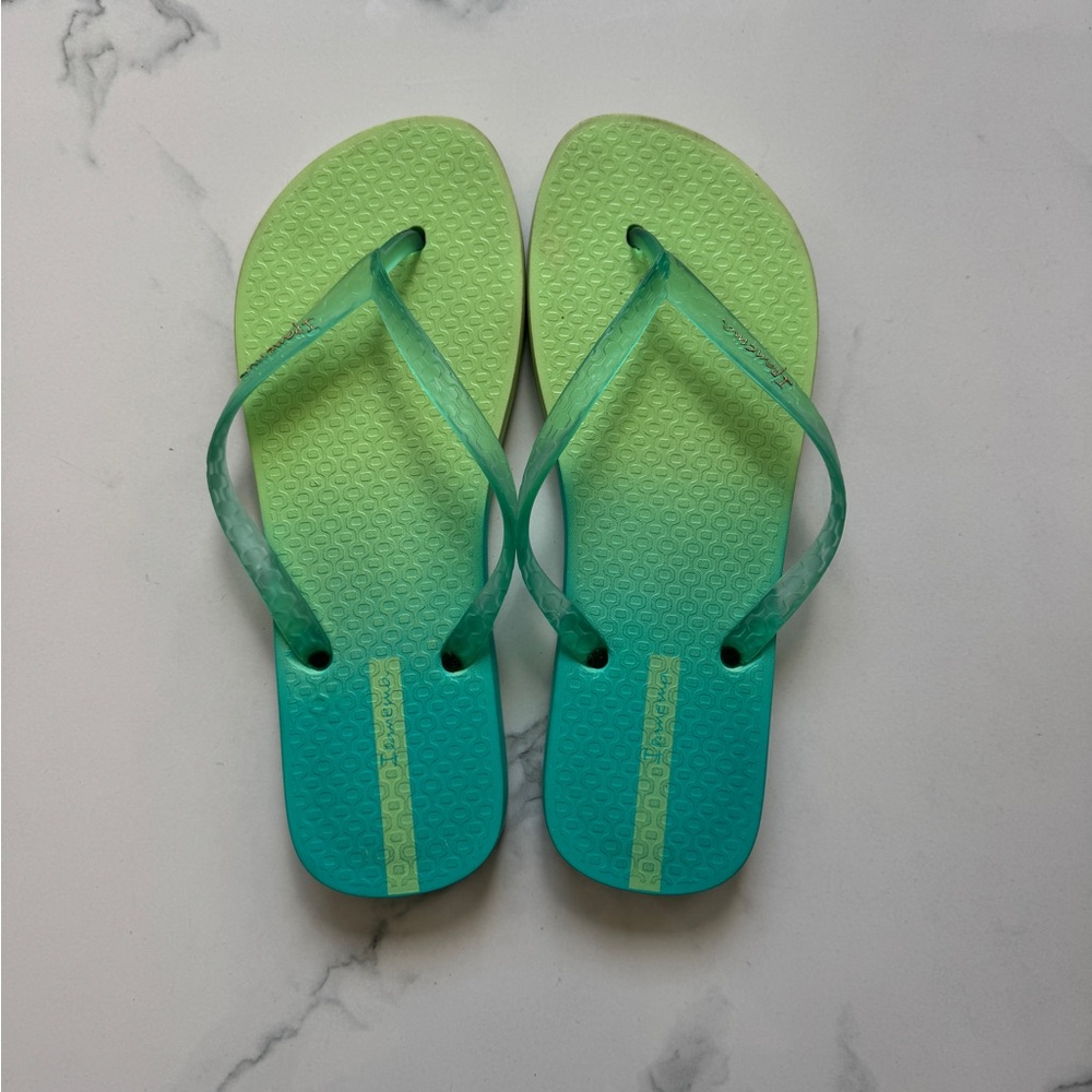 Pick 2 items for $20. Ipanema Brazilian Green and Blue Flip Flops size 8